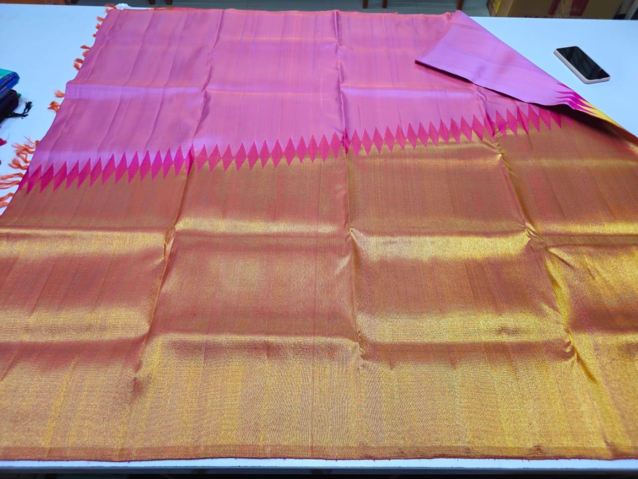 Handloom pure kanjivaram silk saree  bridal silk golden color with orange with pink pure golden jari step over