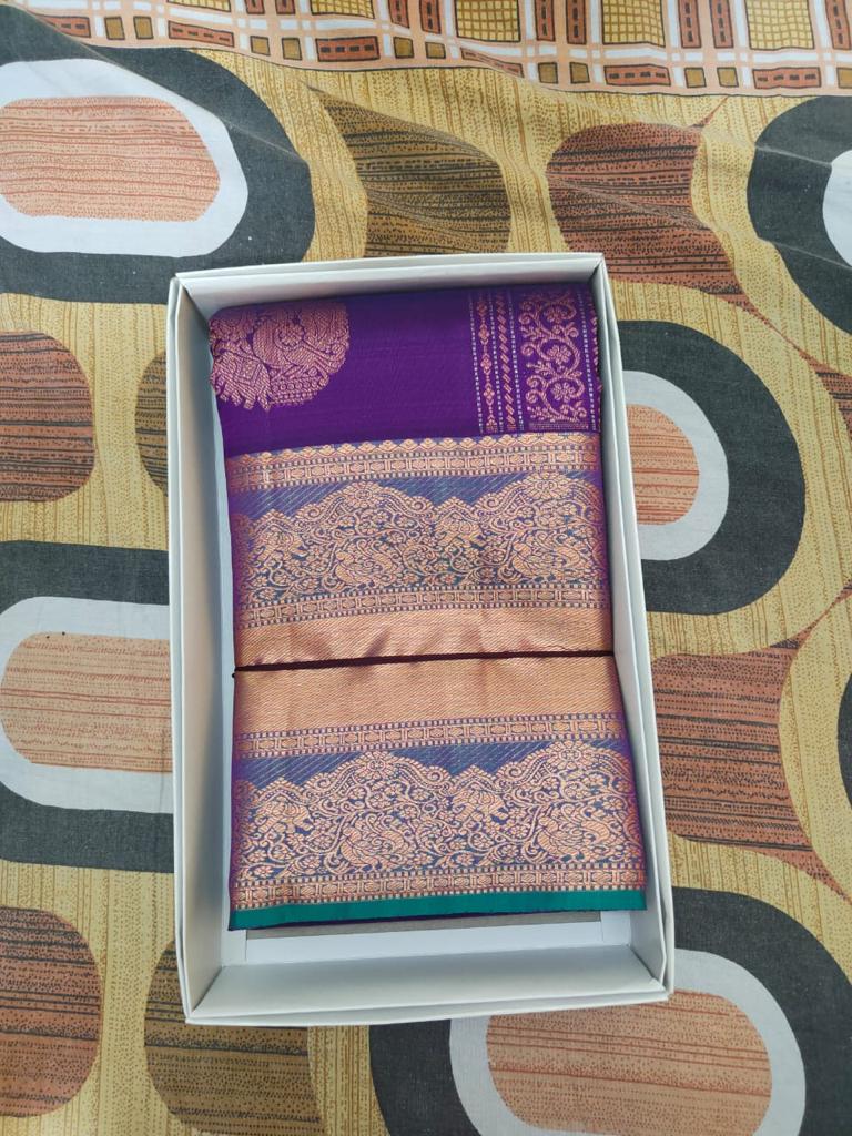 Handloom pure kanjivaram silk saree  bridal silk naval or violet colour 