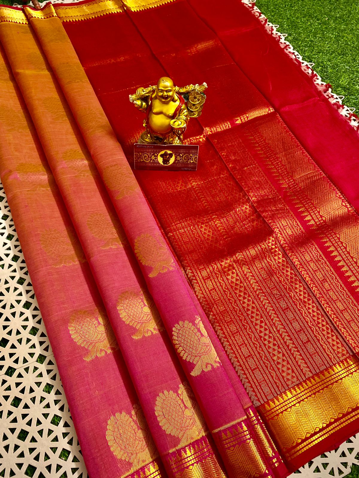 Korvai handloom silk cotton Saree in peach colour with peacock butties