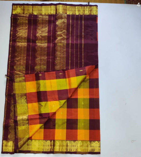 Handloom silk cotton Saree simple butti pallum pazham maroon butti