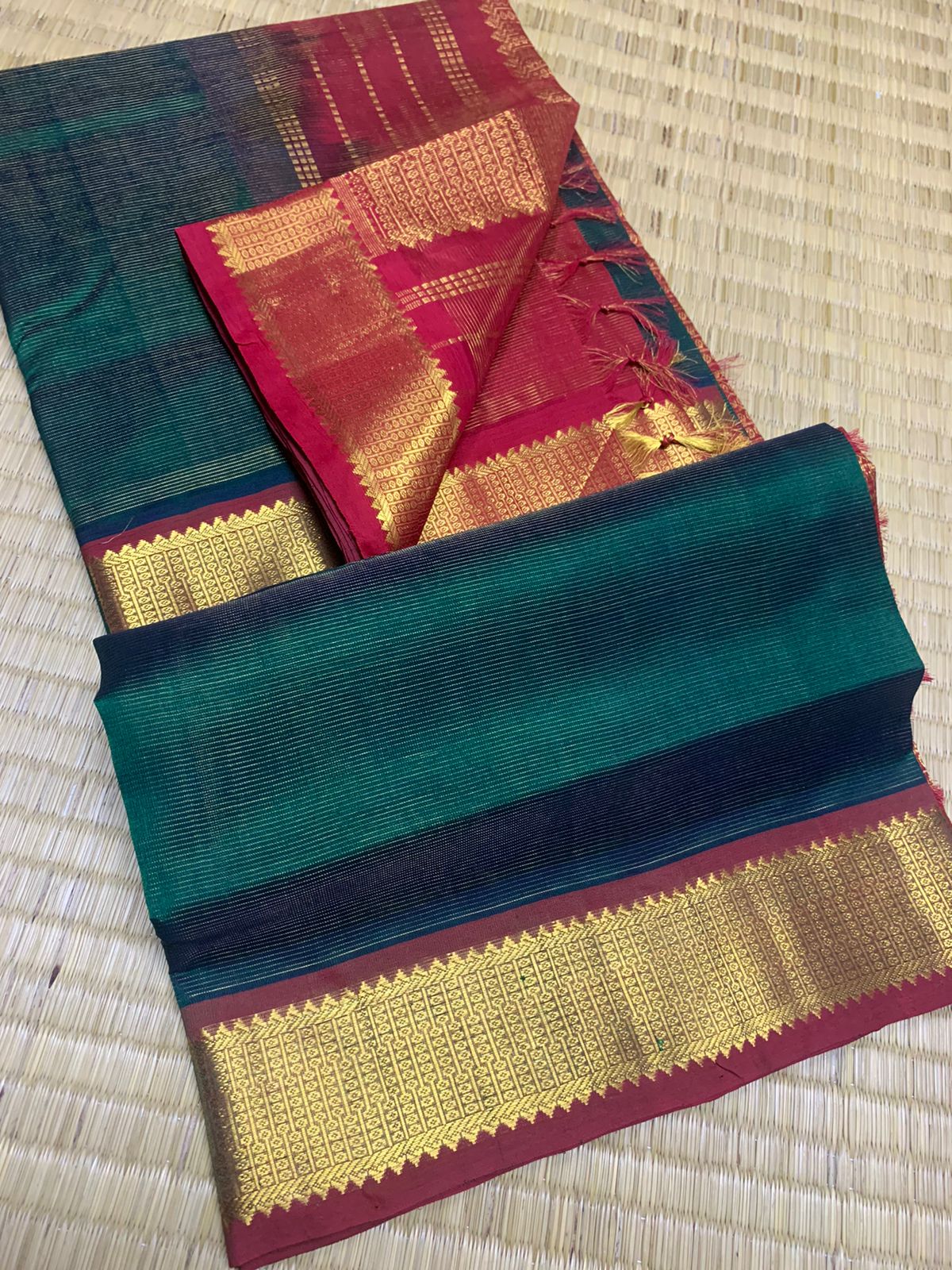 handloom silk cotton Saree green with red border border vairaoosi