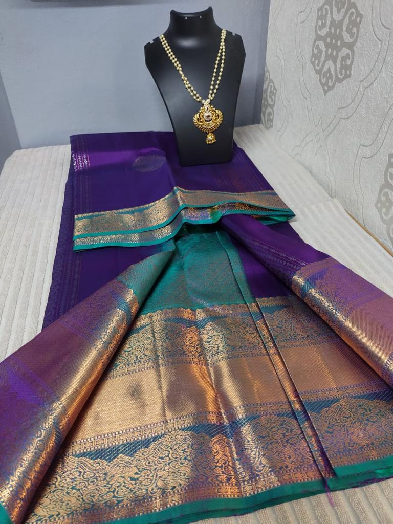Pure Kanjivaram Silk Saree in Peacock With Beautiful Weaving and Blouse in  USA, UK, Malaysia, South Africa, Dubai, Singapore