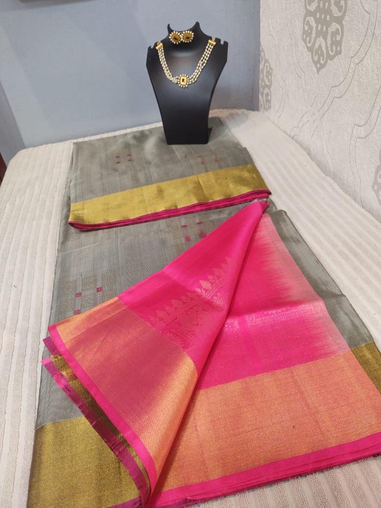 Kanjivaram softsilk saree in gray with pink double warp