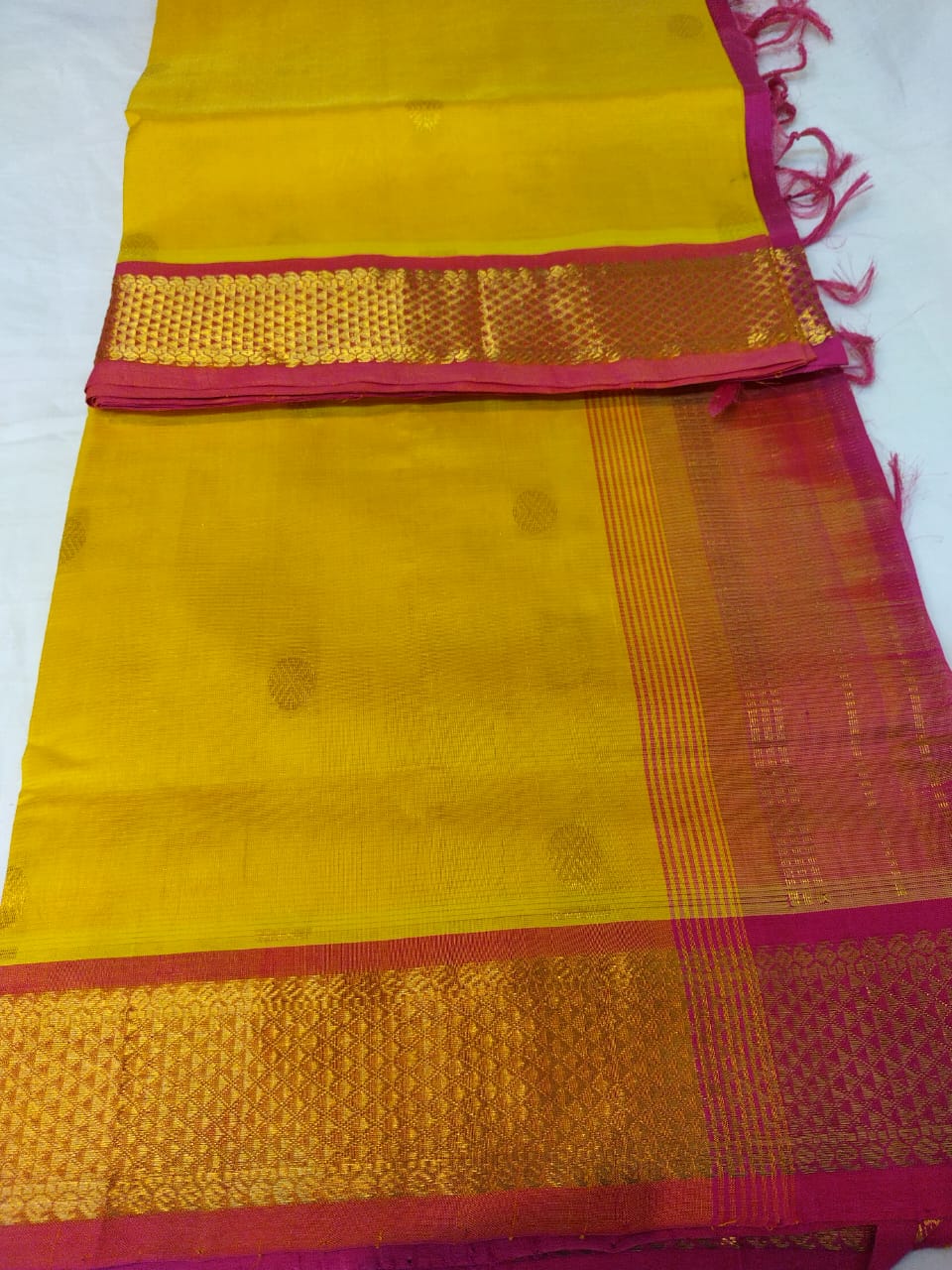 Vairaoosi silk cotton Saree yellow with pink border vairaoosi butti