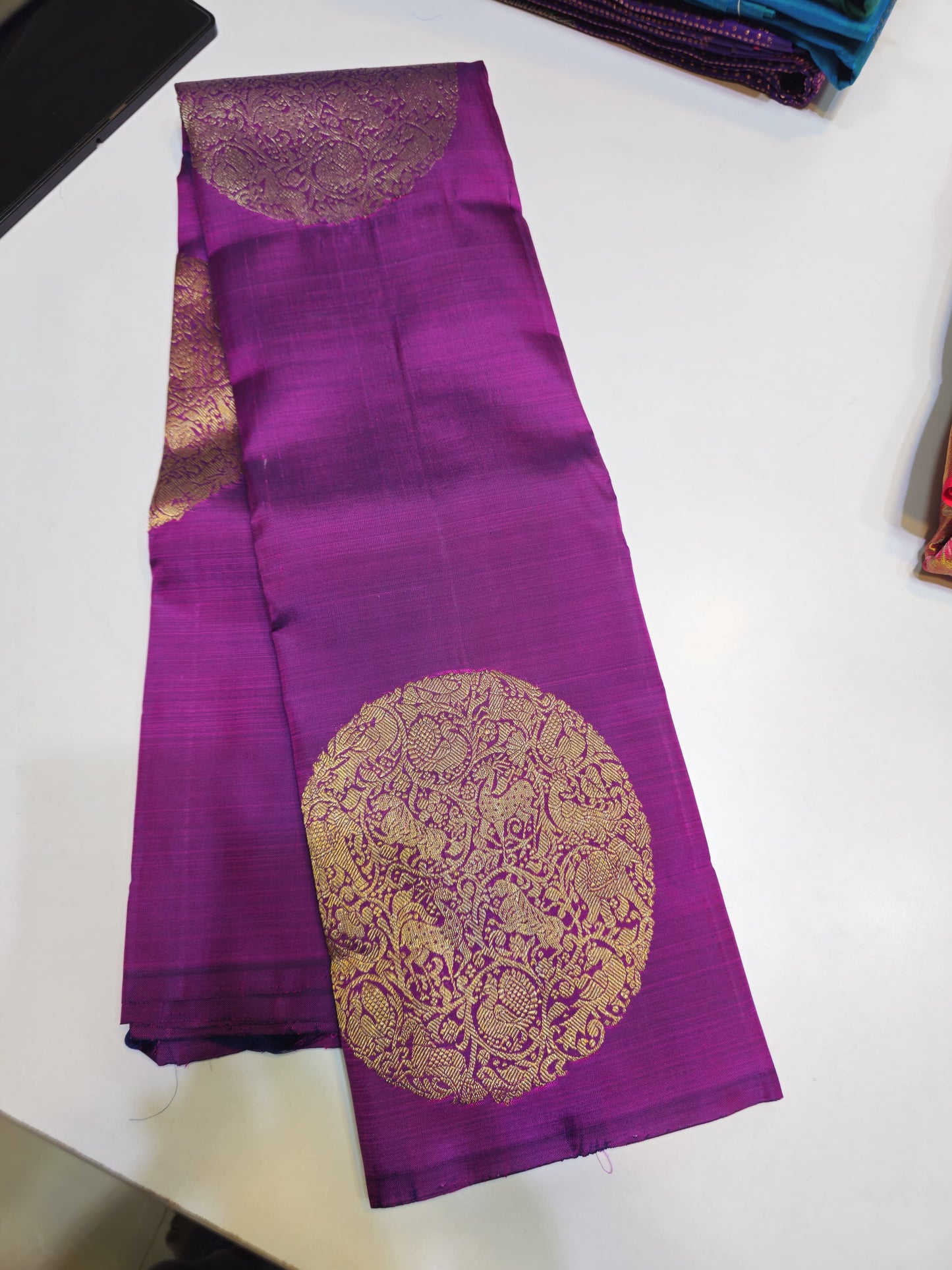 Handloom pure kanjivaram silk saree &nbsp;bridal silk golden color with purple chakaram butta pure golden jari&nbsp;