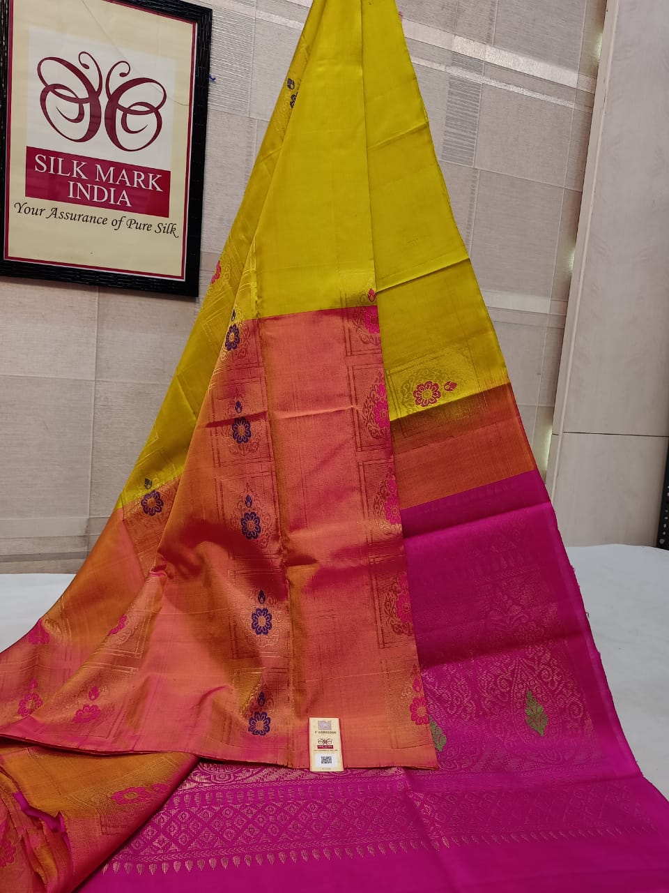 Pure Kanjivaram silk saree in handoven bud green with Rani pink