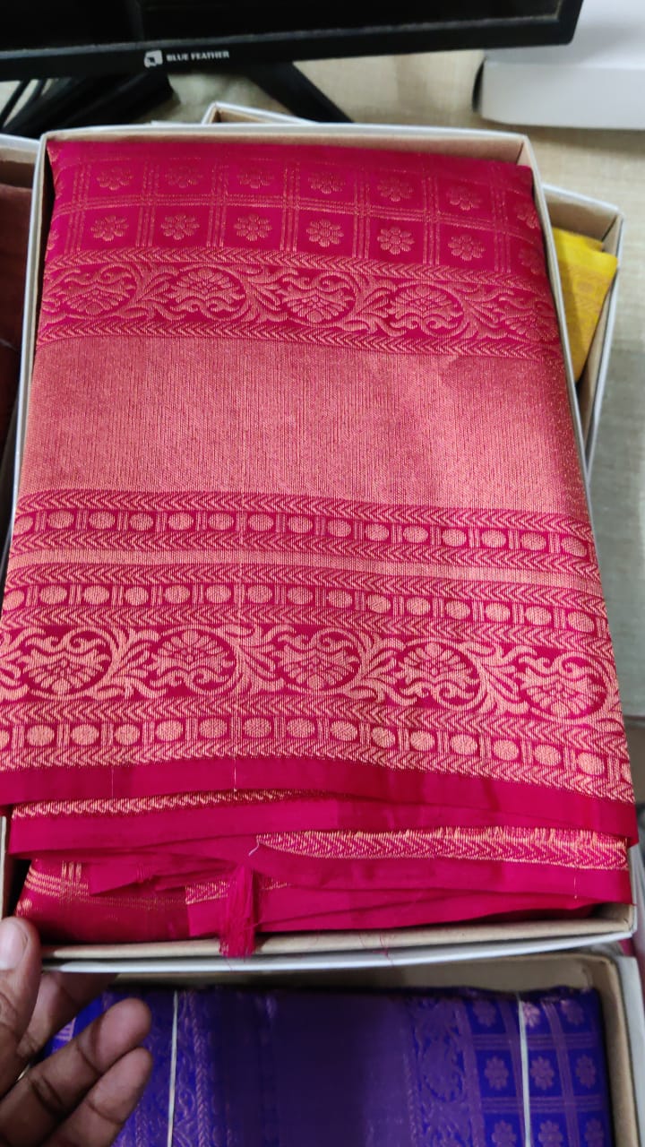 Pure Kanjivaram bridal silk saree in chilli pink color fully Jari weaving