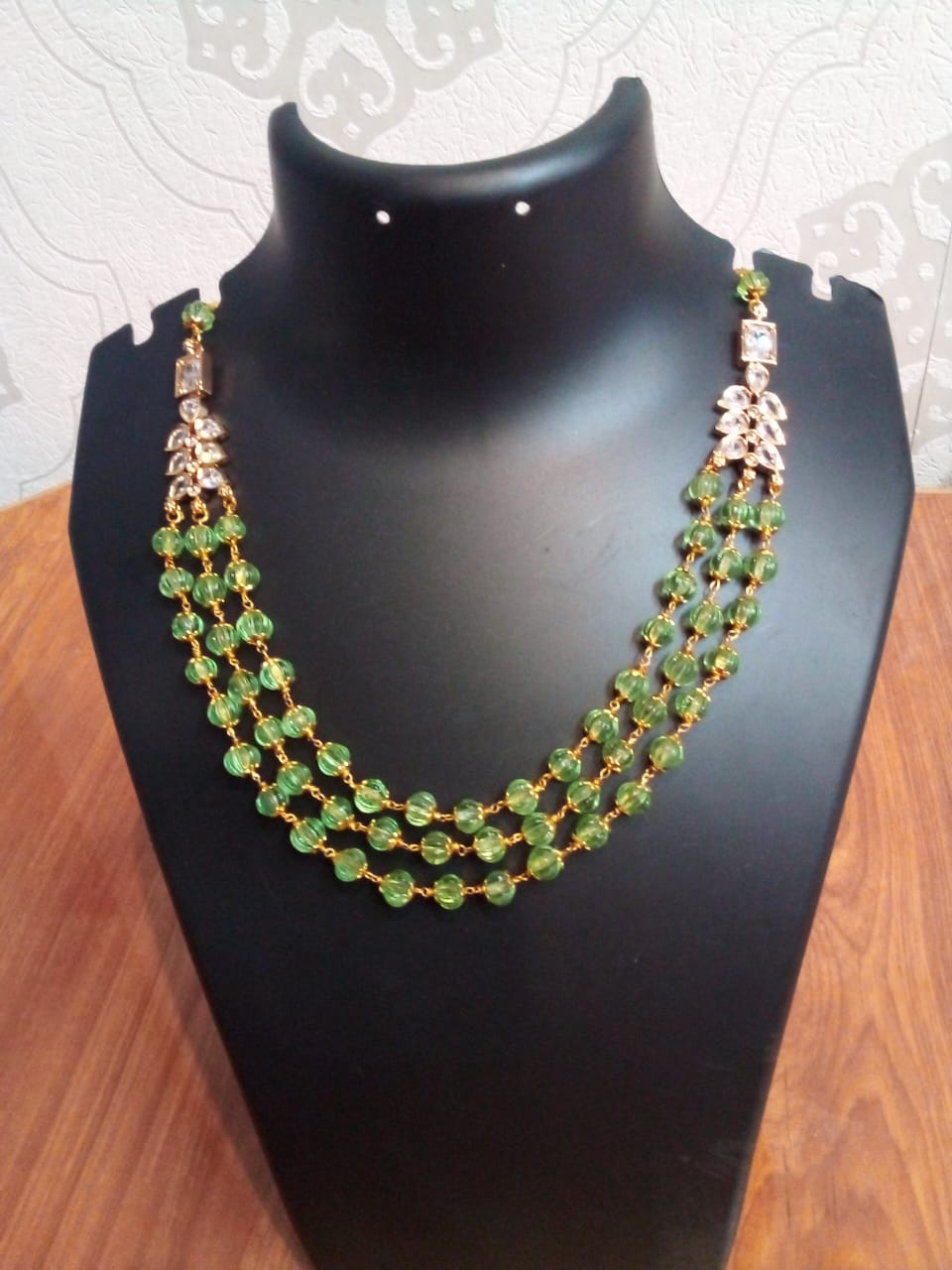 Jewellery green pumpkin short natural stone beads necklace in layers