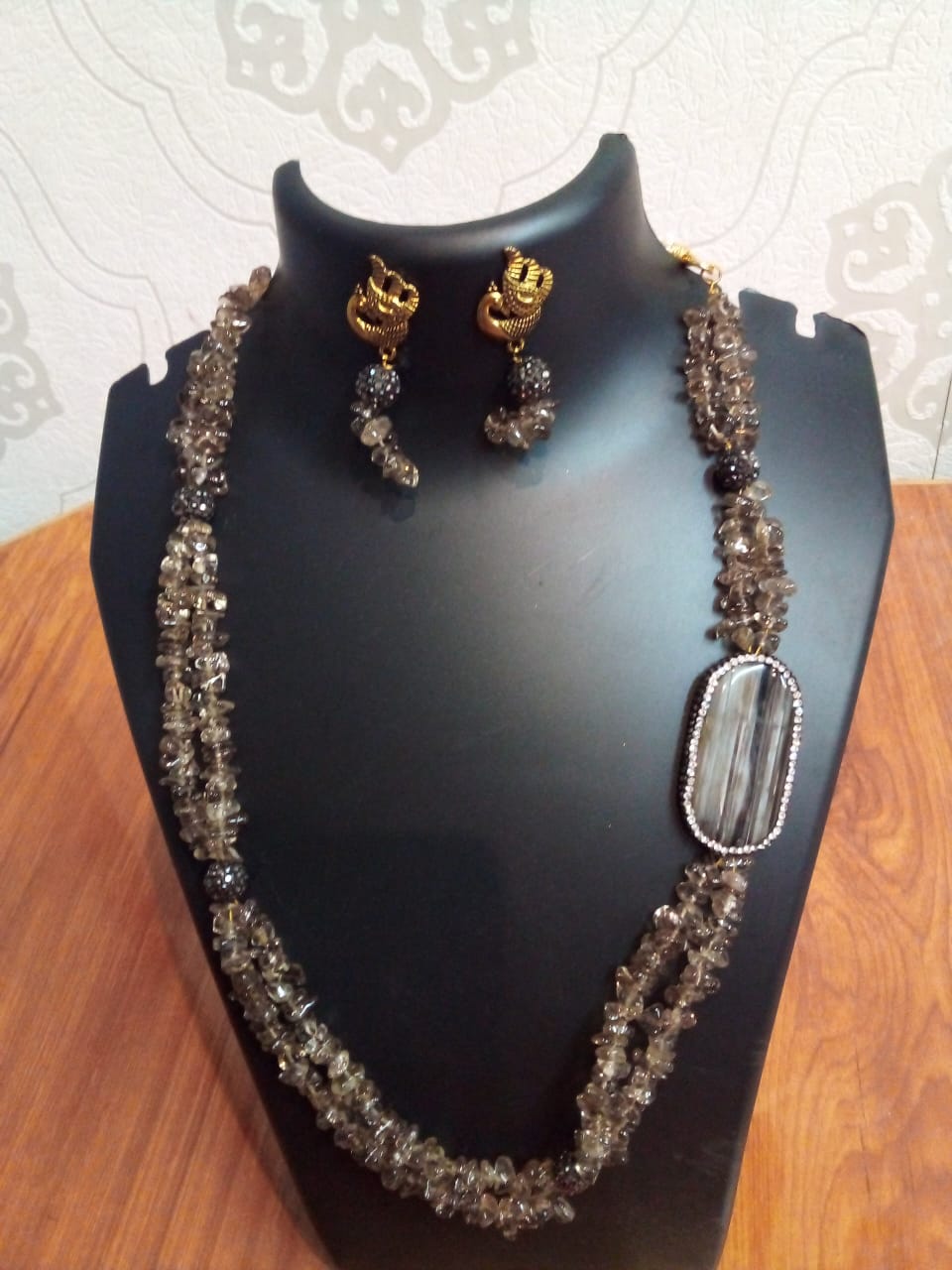 Jewellery gray chips natural Stone necklace with earrings